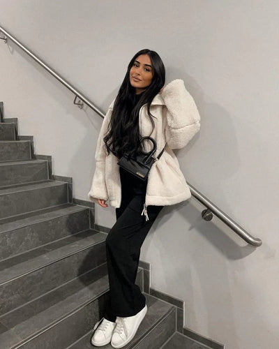 Liliana – ciepły, inspirujący damski płaszcz